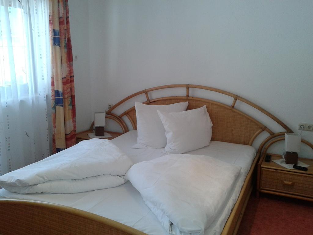 Gästehaus Hosp Reutte Zimmer foto